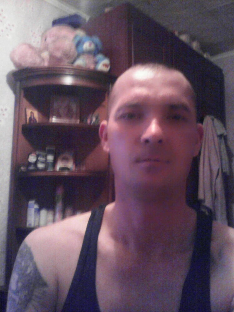  18783889  Pavel, 43 ,    