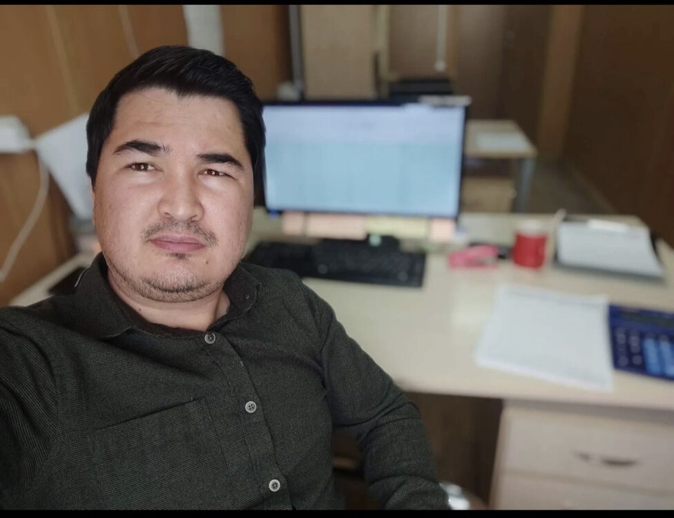  53858719  Aziz, 31 ,    