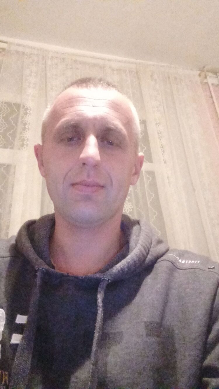  ,   Andrey, 40 ,   ,   