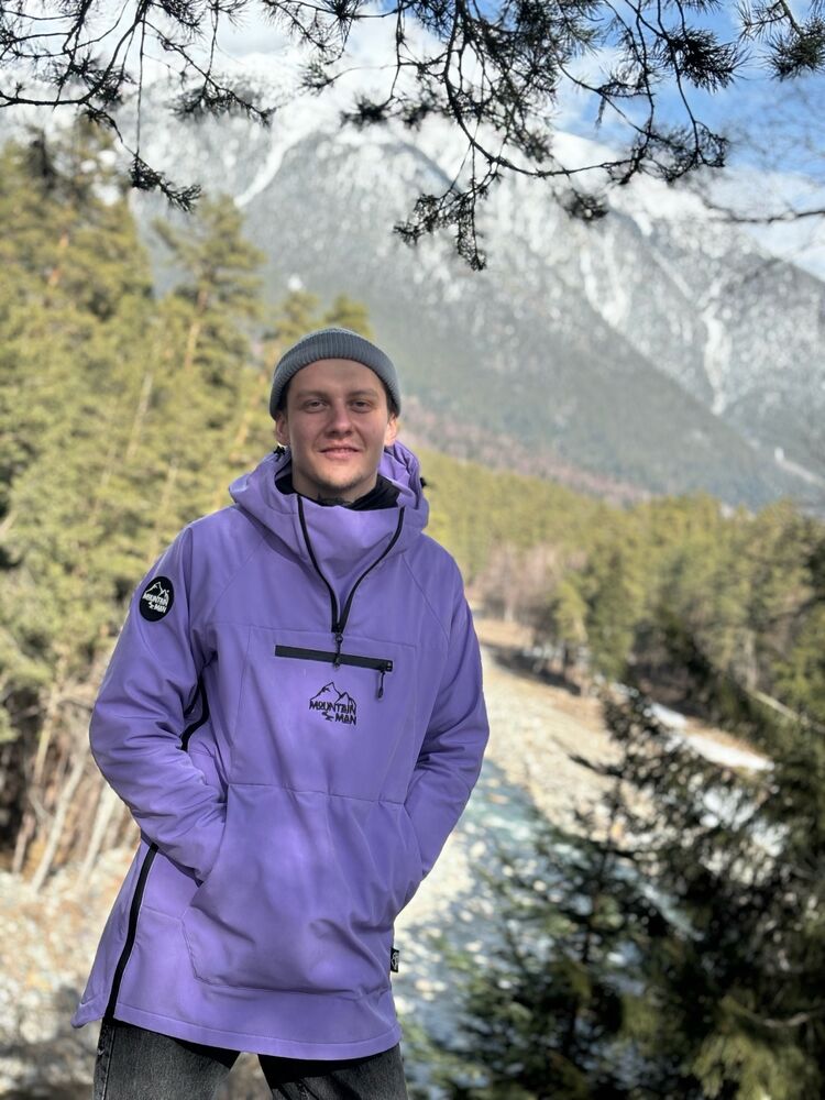  ,   Anatoly, 24 ,   ,   