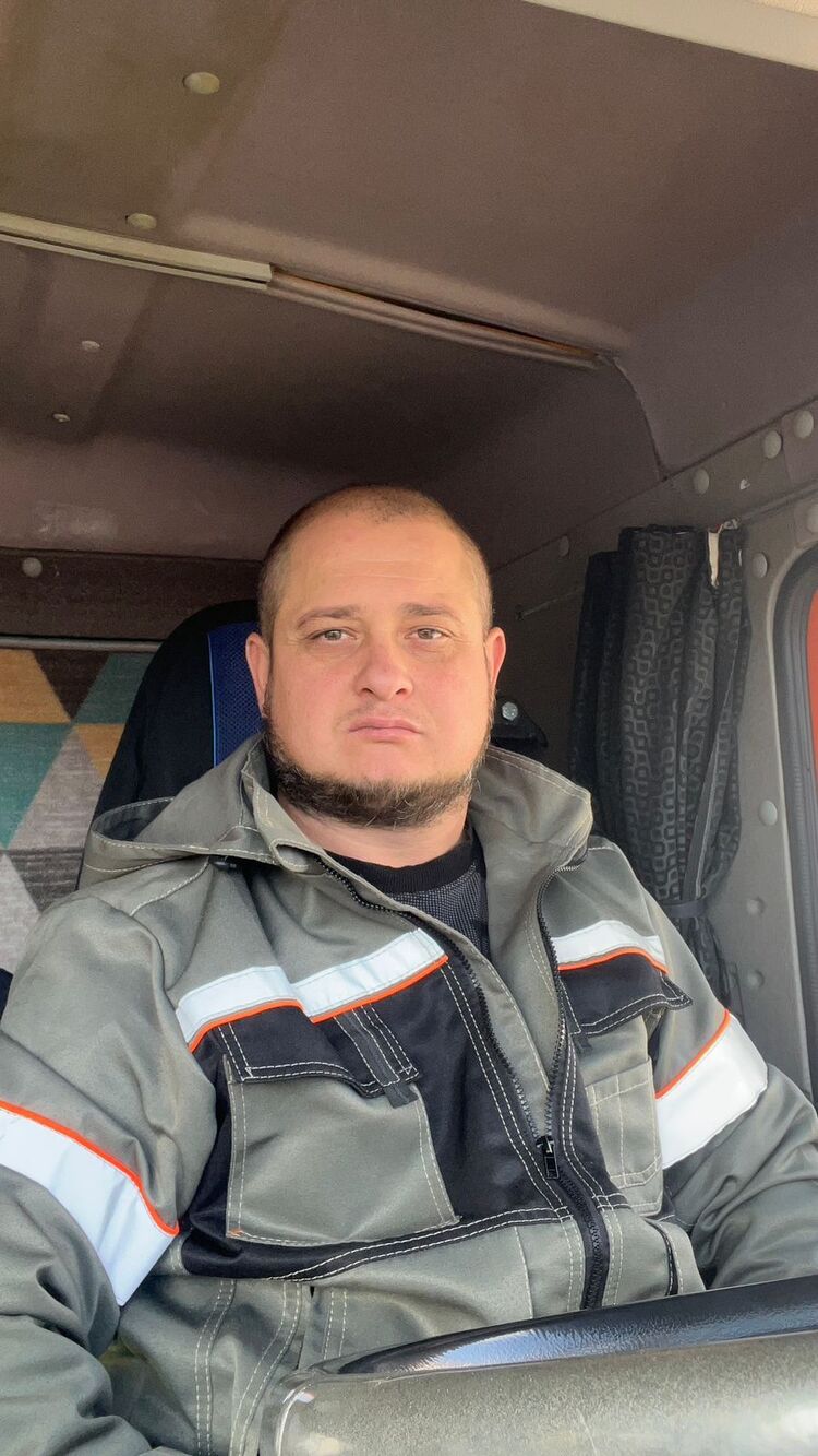  47898689  Andrey, 39 ,    