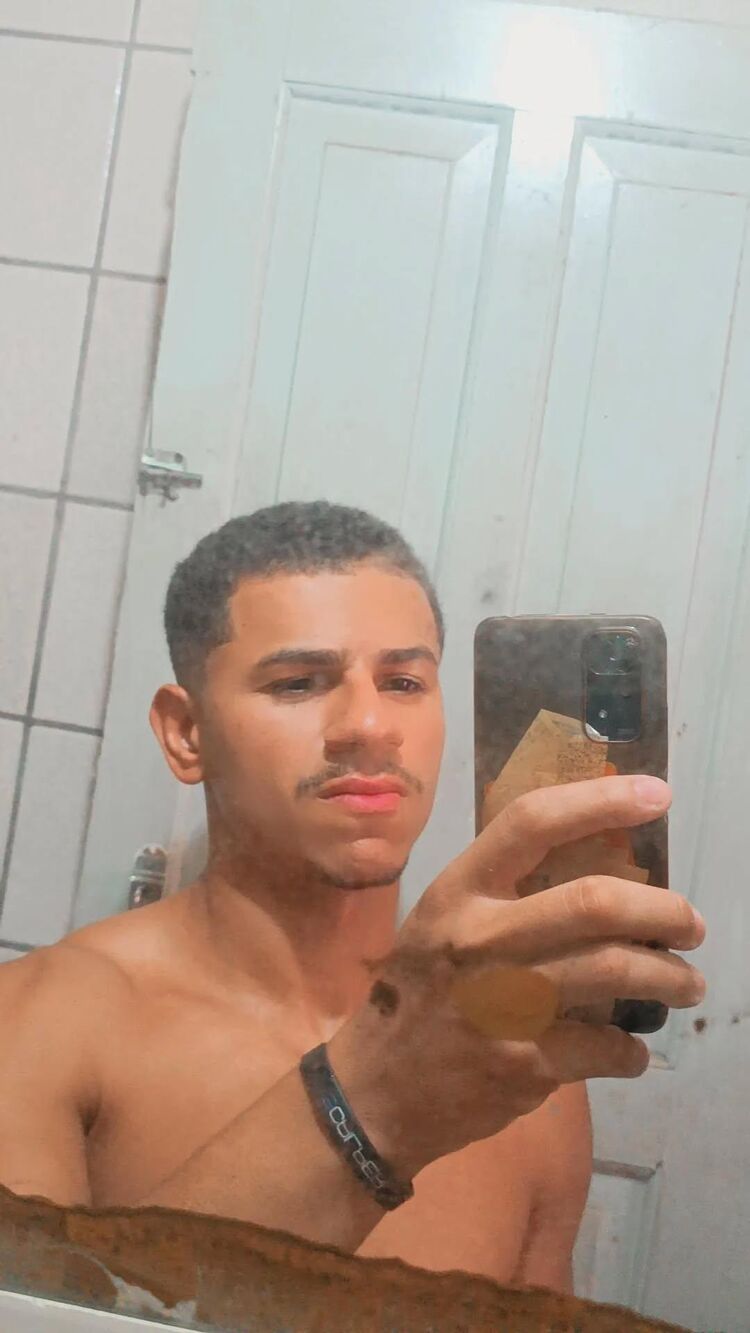  --,   Vinicius, 26 ,   ,   