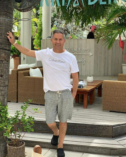  21815189  Mark william, 64 ,    