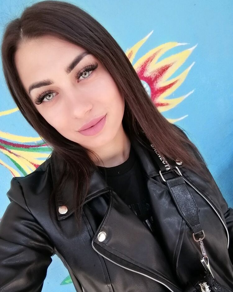  19205709  , 27 ,    