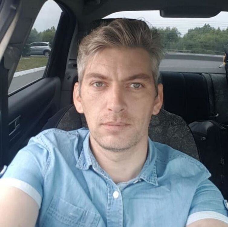  50856339  Alex, 41 ,    