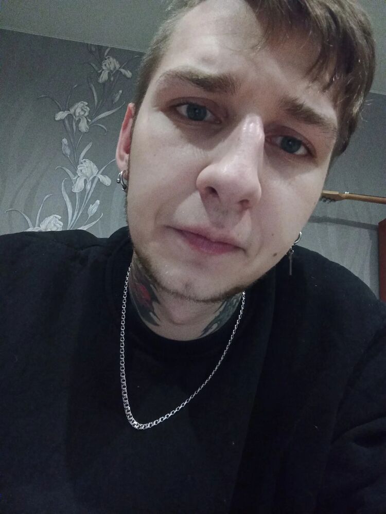  38067929  , 26 ,    
