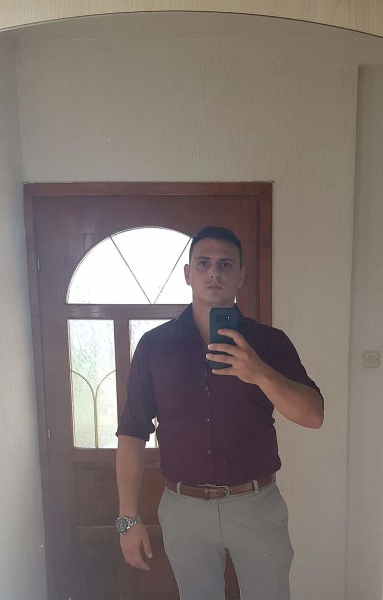  18144599  Goran, 31 ,    Ohrid