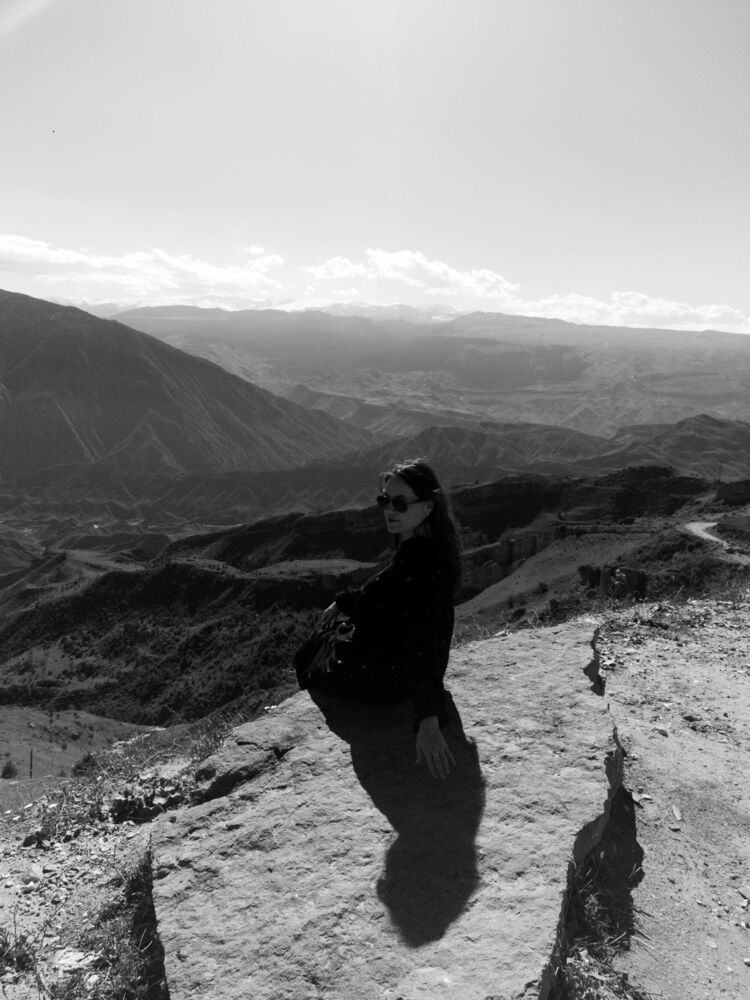  54280019  DeFFchoNkA, 39 ,    