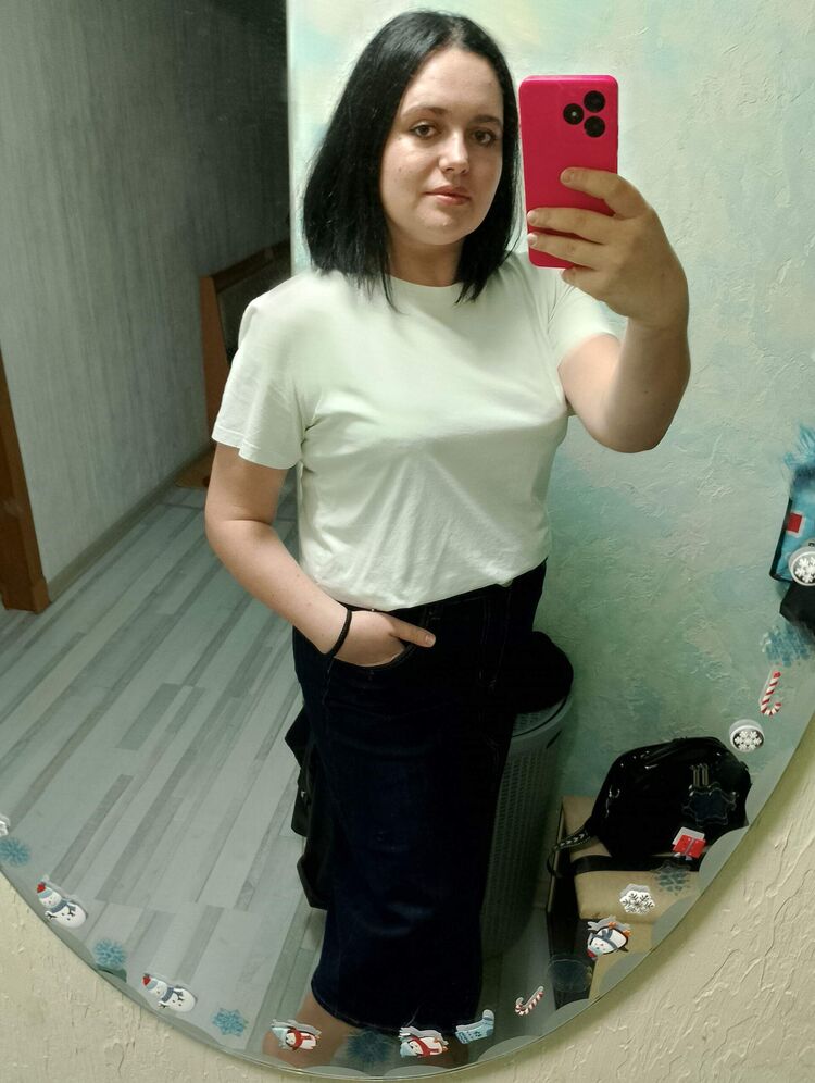  52693879  , 34 ,    