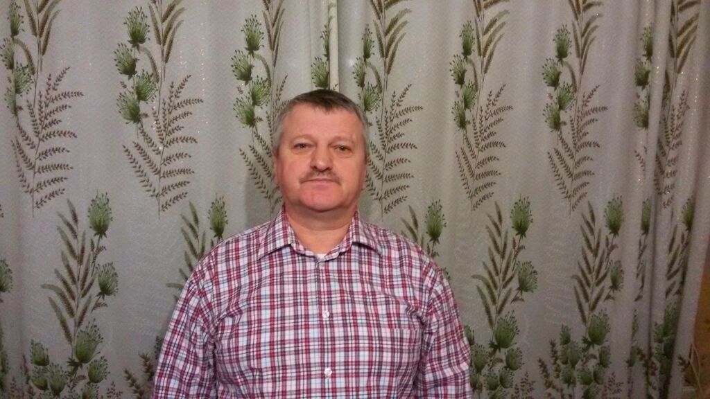  6706439  Leonid, 65 ,    