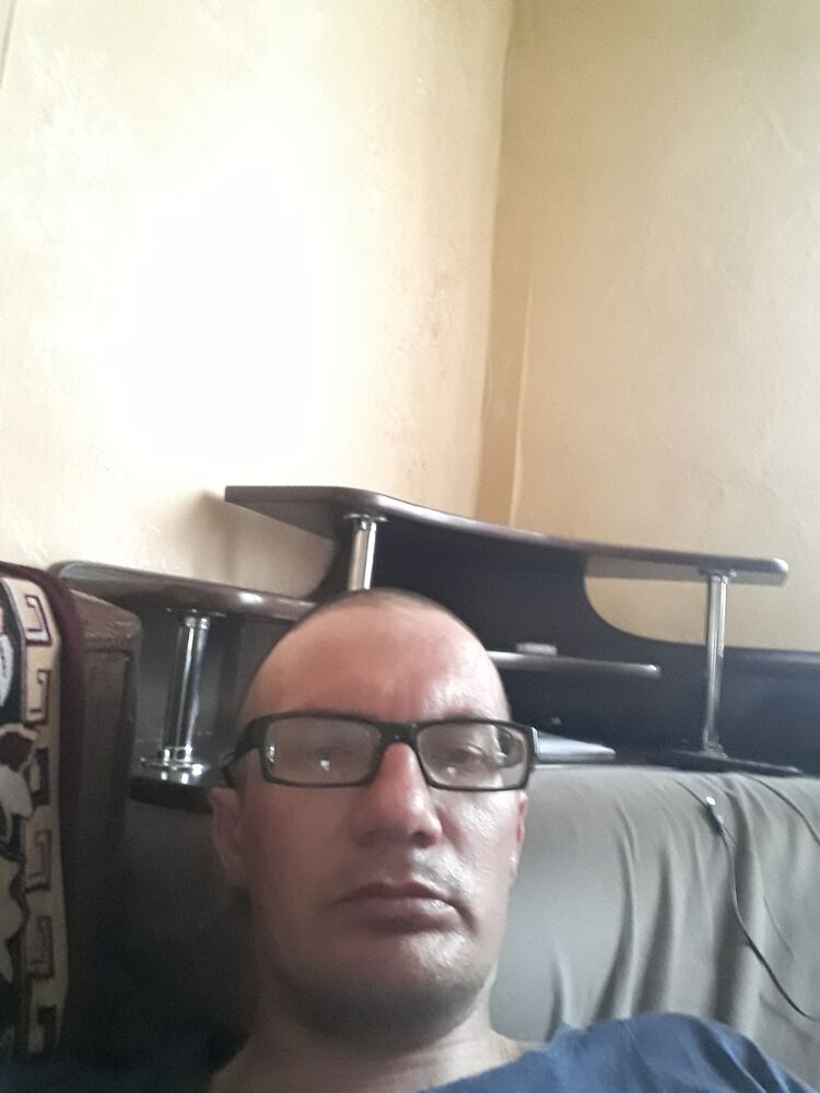  42384199  , 45 ,    