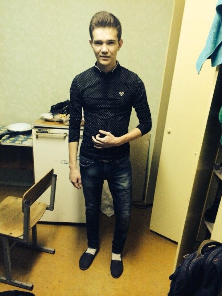  5143789  Kerim, 31 ,    