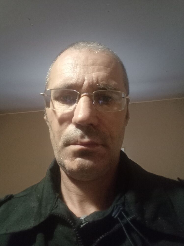  54734589  Alexei, 46 ,    