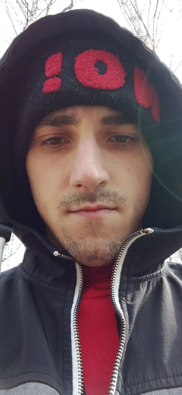  ,   Maxim, 24 ,   ,   