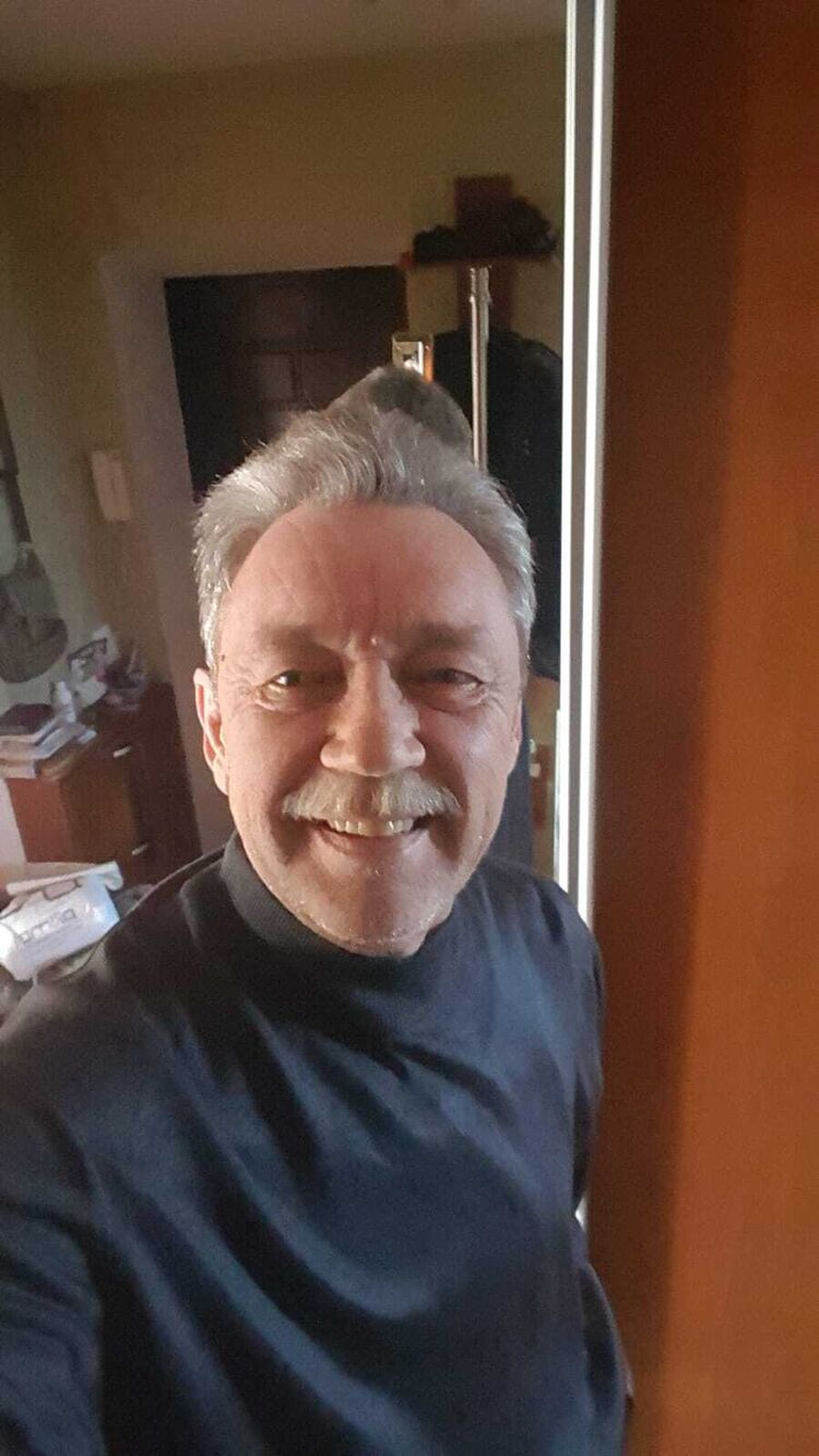  46683489  , 55 ,    