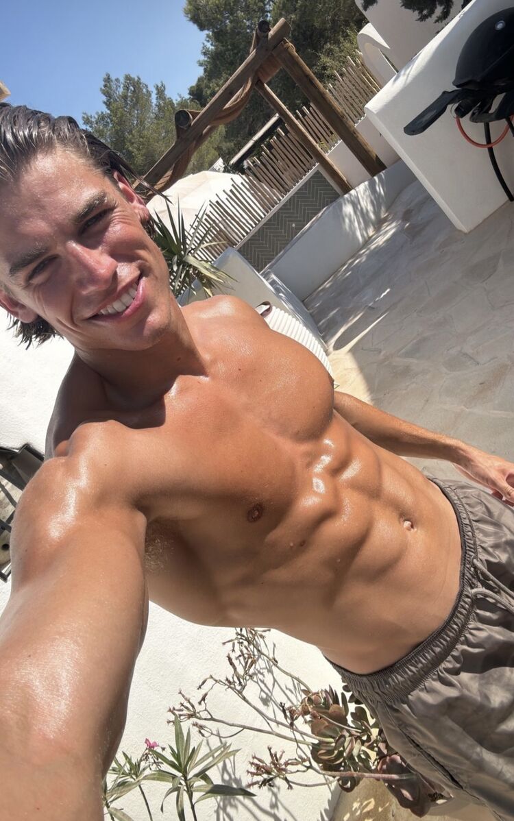  ,   Dmitri, 36 ,   ,   