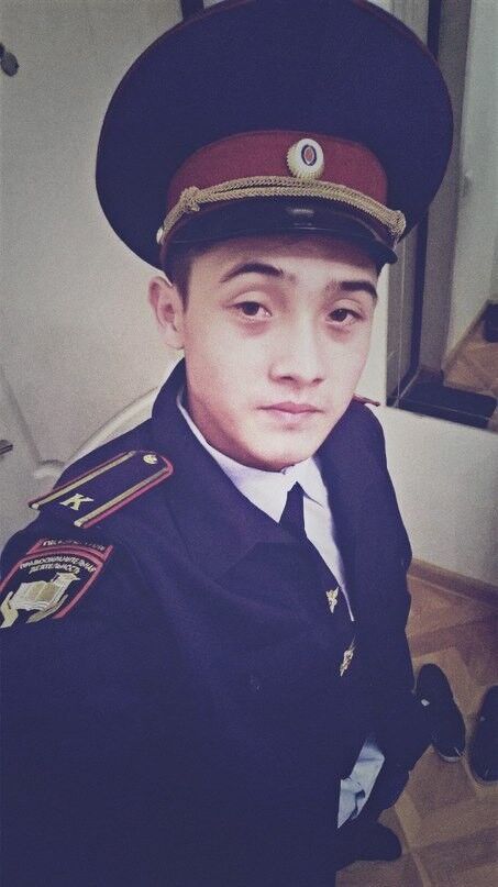  12023589  Rodion, 27 ,    