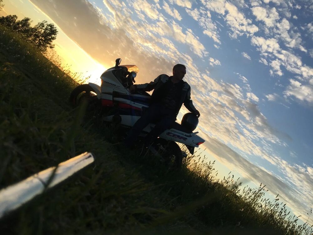  27022659  , 41 ,    -