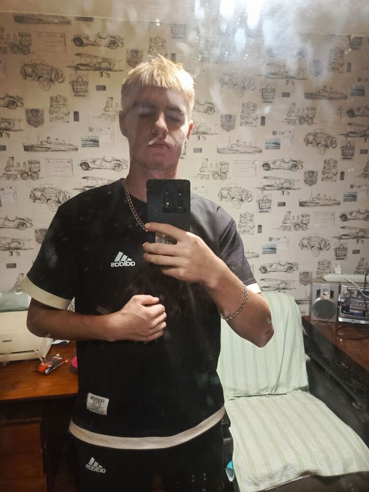  50425759  , 19 ,    