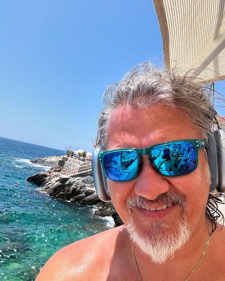  ,   Burak, 58 ,   ,   , c 