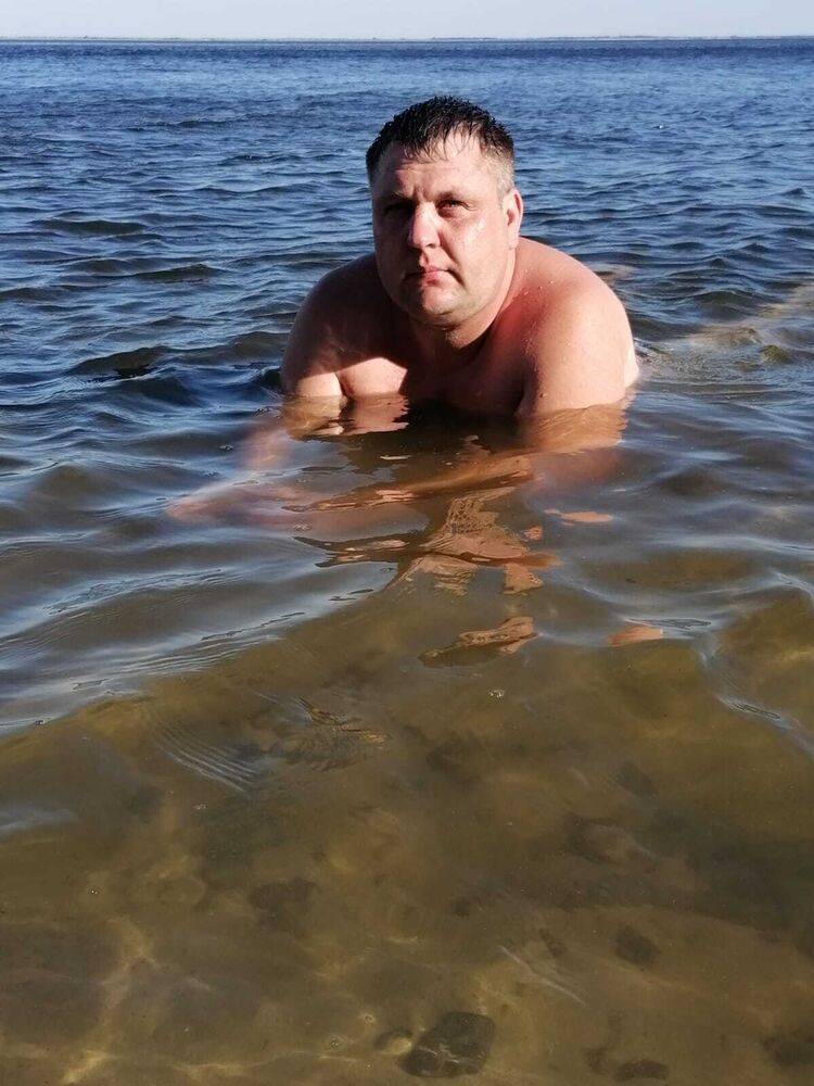  27758229  , 35 ,    