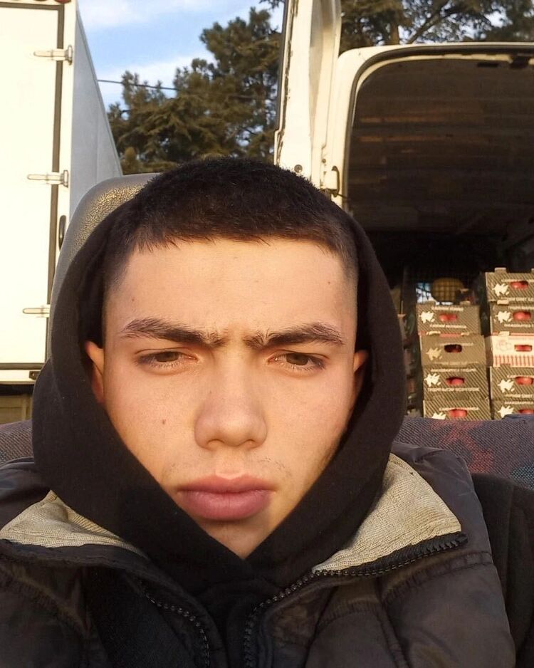 46775009  , 24 ,    