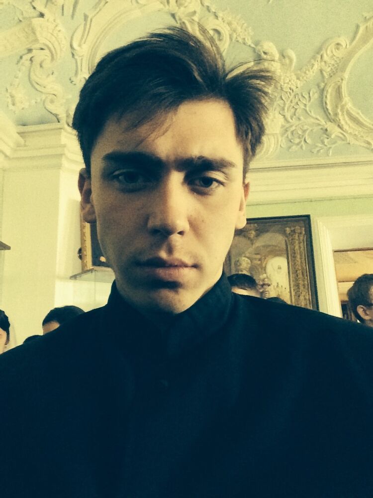 ���� 7331819 ������� ����, 32 ����, ���� ���������� � ������������