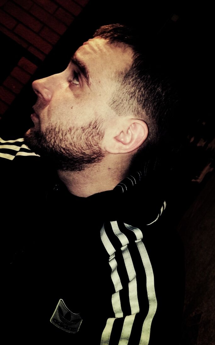  51128039  Vasiliy, 32 ,    
