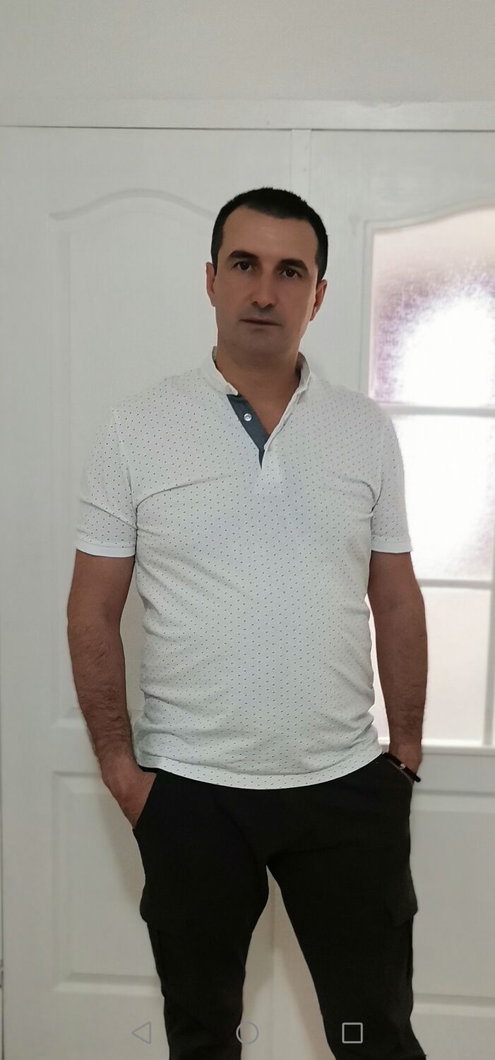  44634859  Dejan, 46 ,     