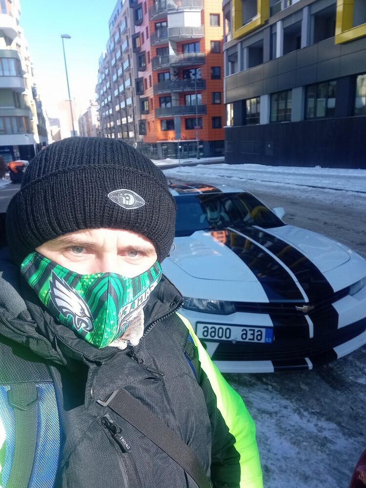  22390889  , 37 ,    Praha