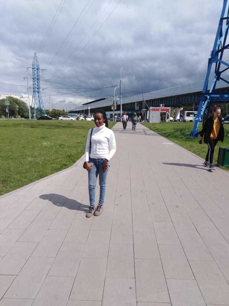  17925769  Suzan, 40 ,    