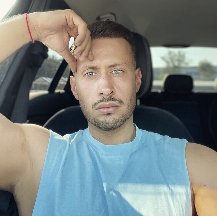  47753509  Artur, 34 ,    Straubing
