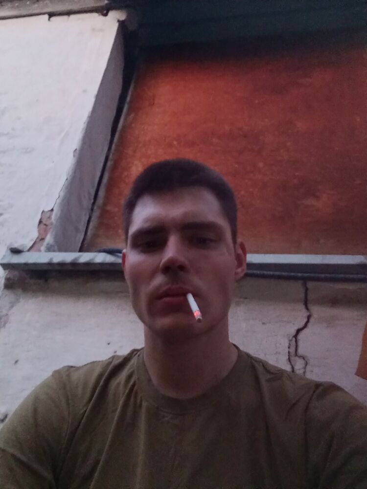  27636319  , 22 ,    