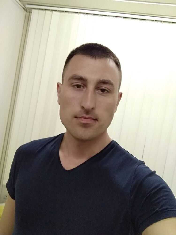  ,   Alex, 36 ,   ,   , c , 