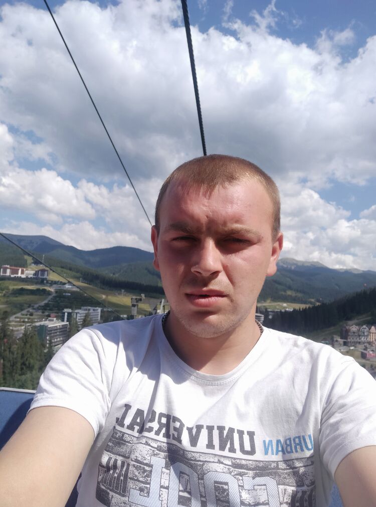 24570679  , 28 ,    