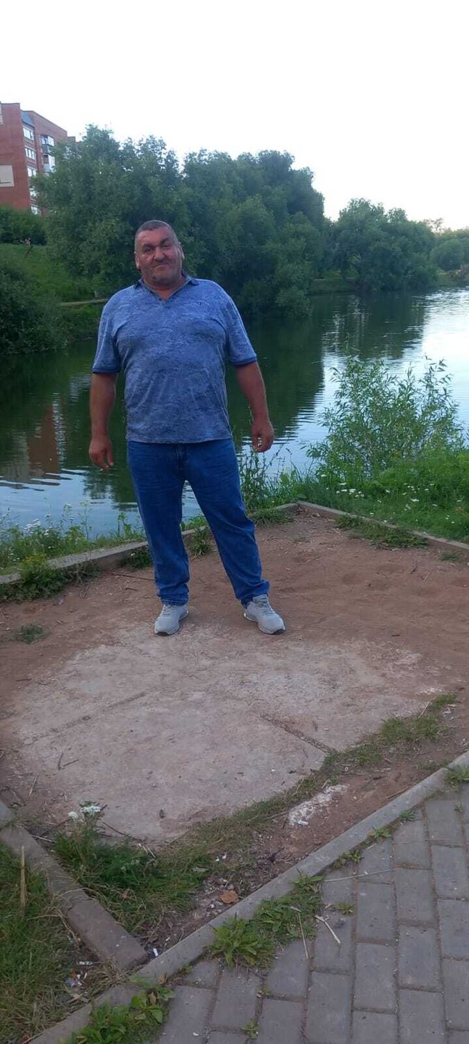  52794659  Armen, 50 ,    