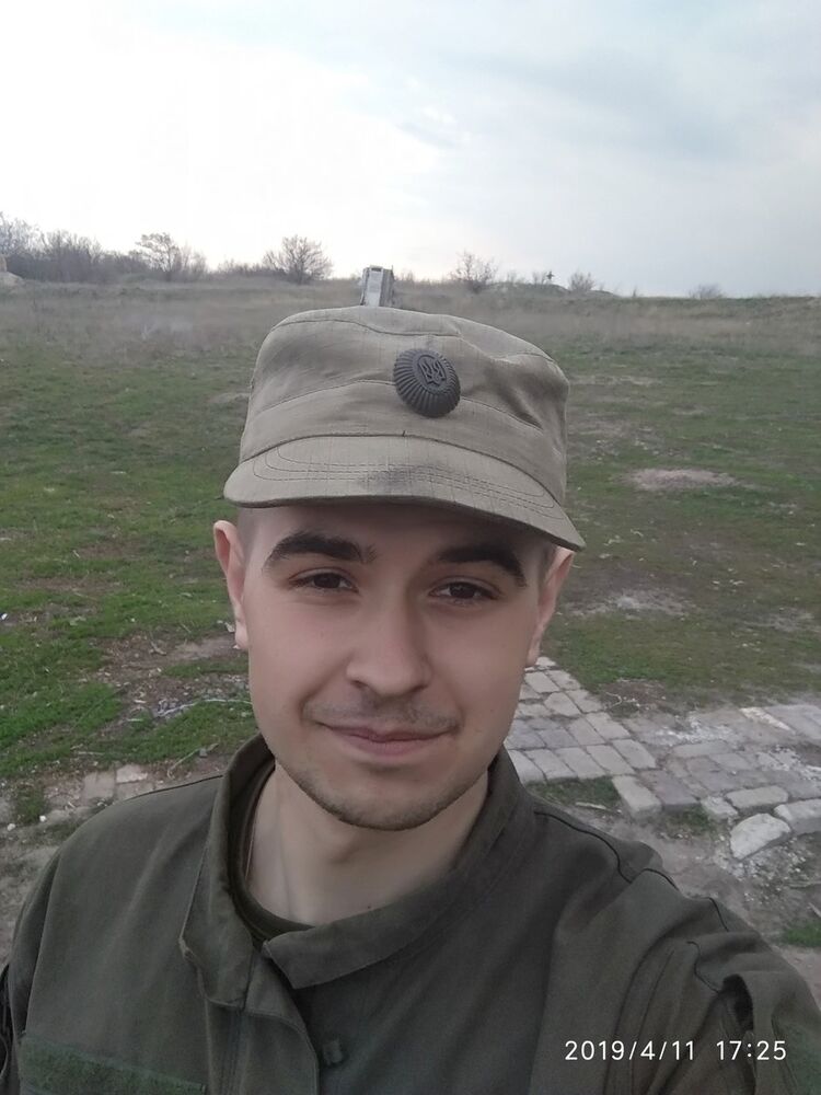  ,   Viktor, 29 ,   ,   , c 