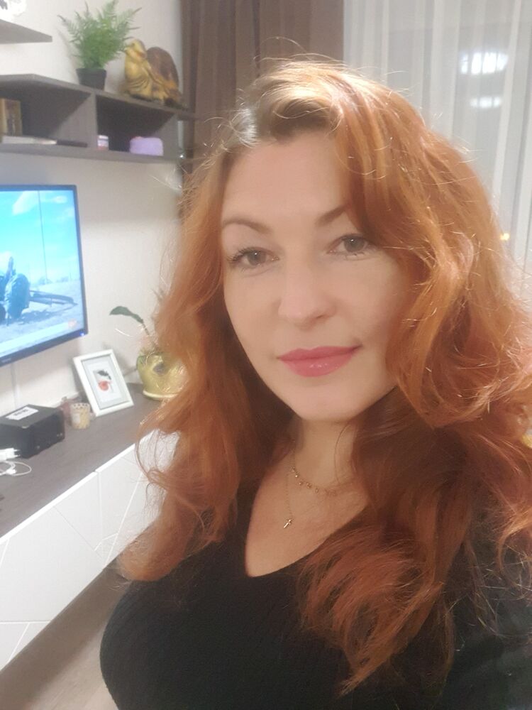  43474889  Anastasia, 40 ,    