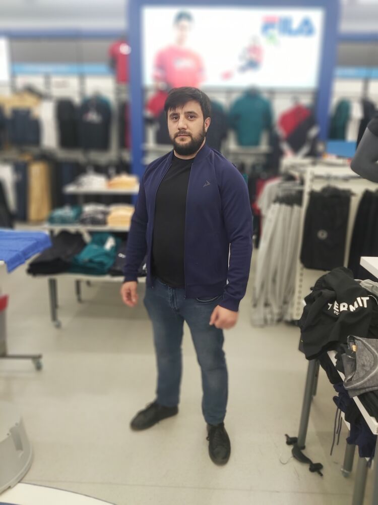  35441469  Zaur, 34 ,    