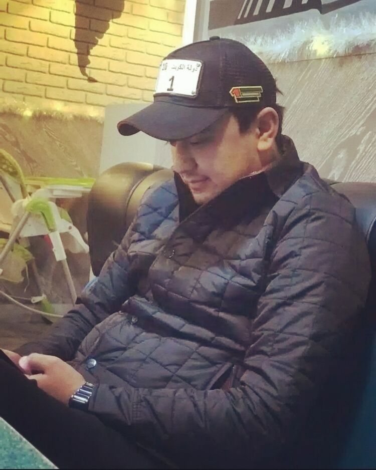  16960529  Elyor, 31 ,    