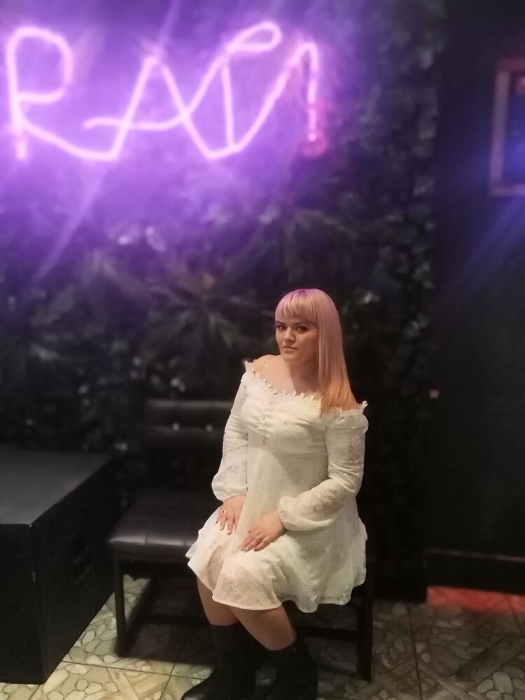  49975259  Ksenia, 26 ,    