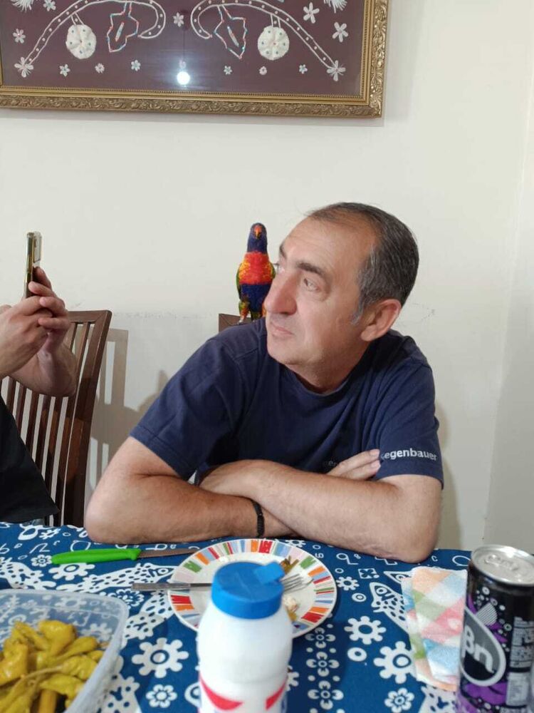  53598599  Leon, 48 ,    Athienou