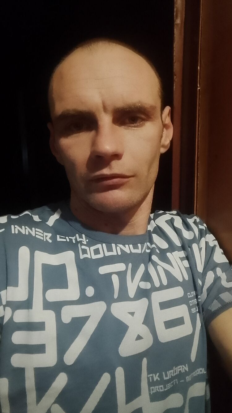  48602579  , 35 ,    