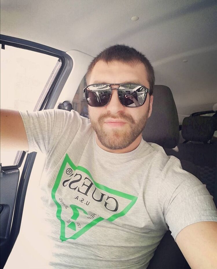  20560679  Misha vip, 35 ,    