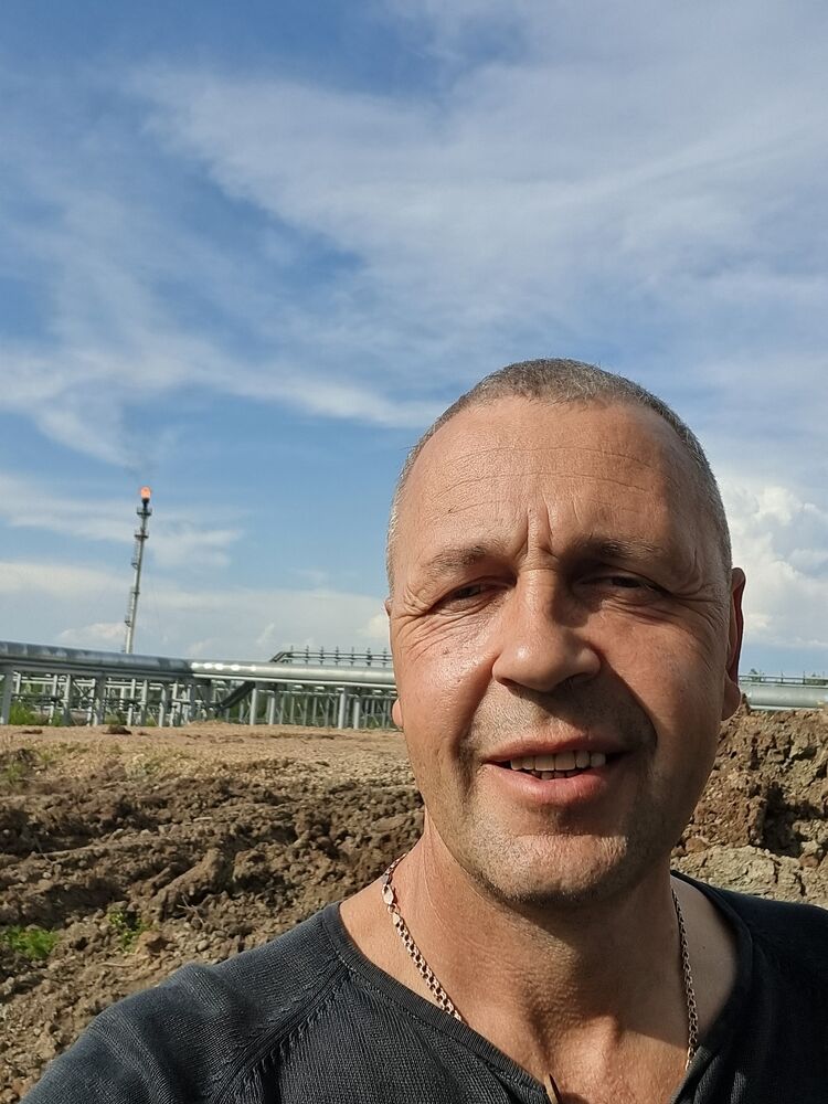  43843269  , 54 ,    