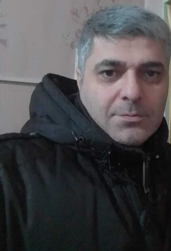  31938979  , 52 ,    