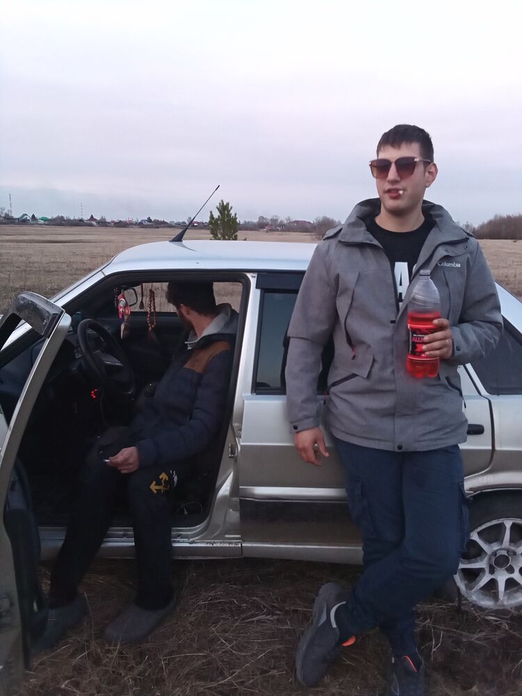  37828499  , 27 ,     