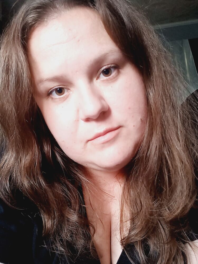  52590079  Nadezhda, 31 ,    