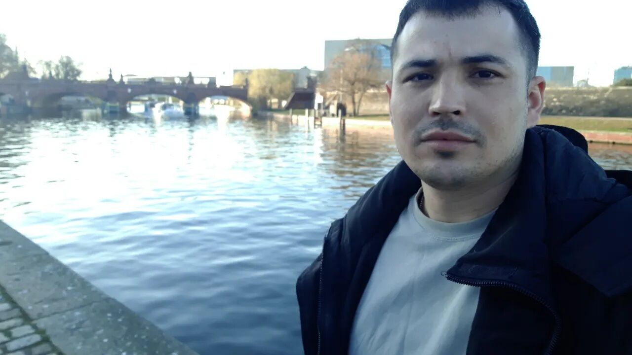  ,   Bayram, 29 ,     , c 
