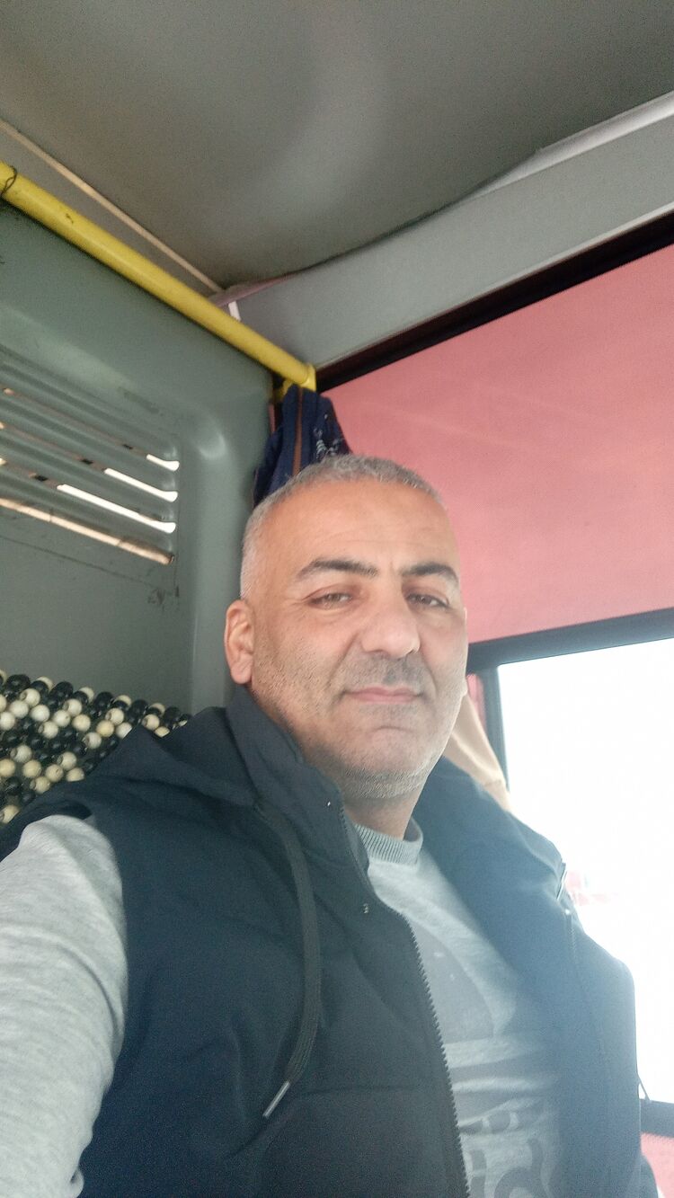  46804559  , 44 ,    